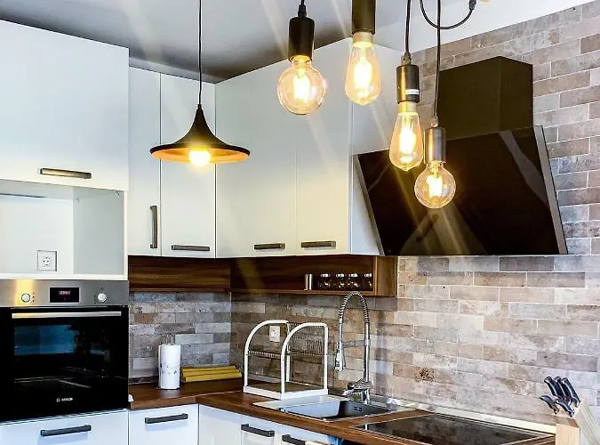 Milena 8 Apartment Mandre